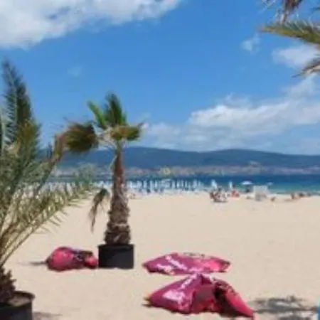 Grosses 55 Qm Mit Meerblick, Wlan Und Safe Inklusive דירה *