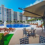 Grosses 55 Qm Mit Meerblick, Wlan Und Safe Inklusive Sunny Beach